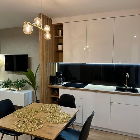 Nowoczesny Apartament Z Garazem Morelova Gdańsk Buitenkant foto